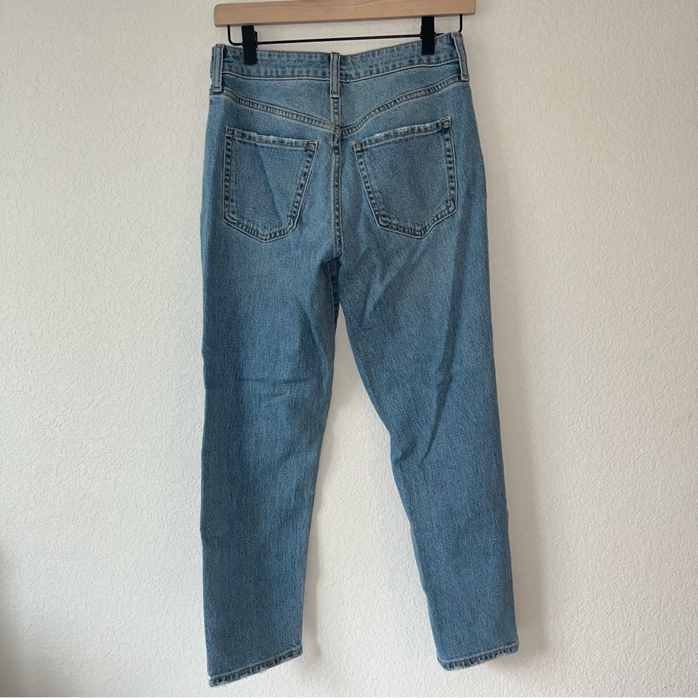 Old Navy High Rise OG Straight Blue Jeans - Picture 4 of 4